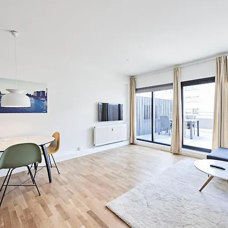 Апартаменты Cool 1-bed With Private Terrace